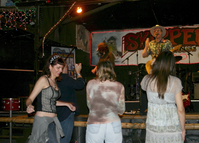 webb41-crowd8.jpg