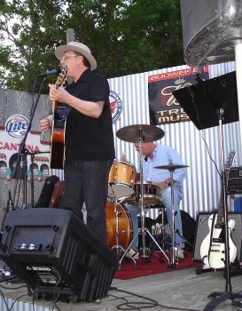 webb_jimmy-acoustic2.jpg
